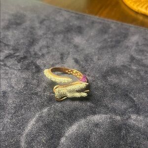 Dragon ring